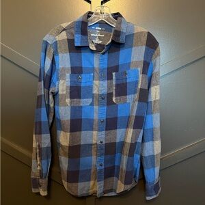 🎄Urban Outfitters Blue and Black Checkered Shirt